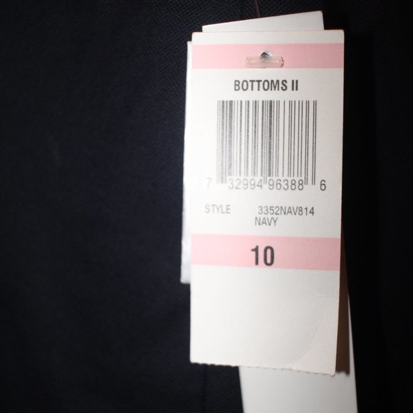 Charter Club Alison Fit Cropped Pant Button Hem NWT Navy Size 10 - Picture 3 of 13